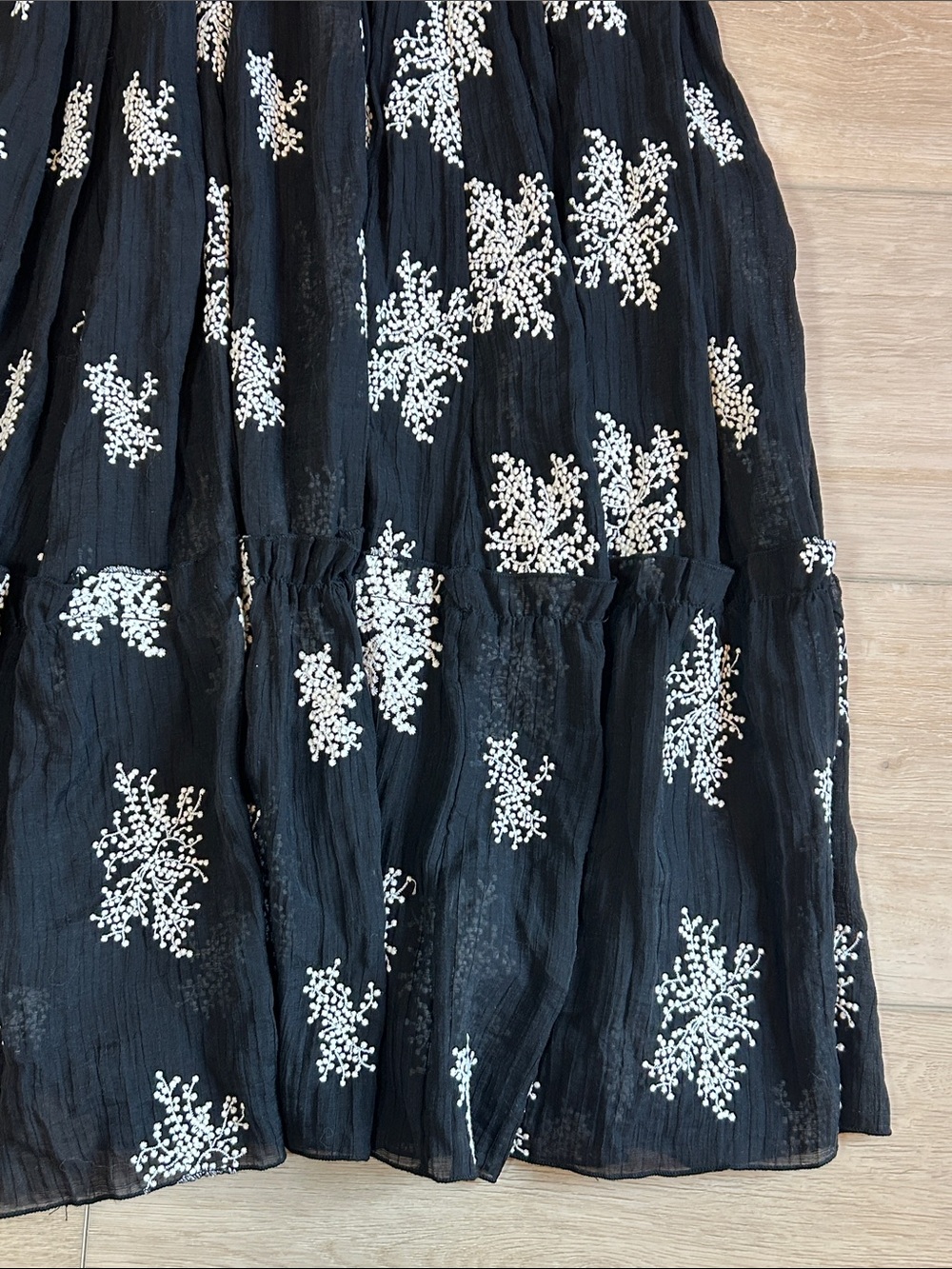 NWT Polagram Black Maxi Dress with White Floral Embroidery Puff Sleeves size S - Picture 11 of 16